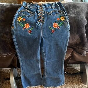 Some Days Lovin Floral Embroidered Blue Jeans Sz 24